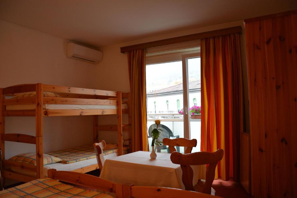 Hotel Dischma - Free Bus And Train Ticket Paradiso Szoba fotó