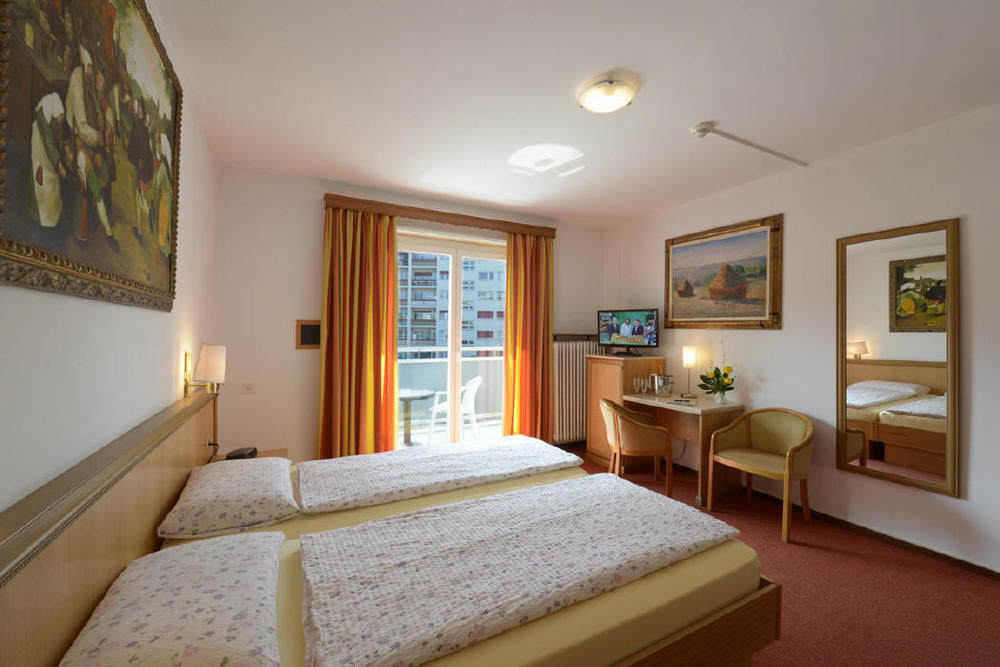 Hotel Dischma - Free Bus And Train Ticket Paradiso Kültér fotó