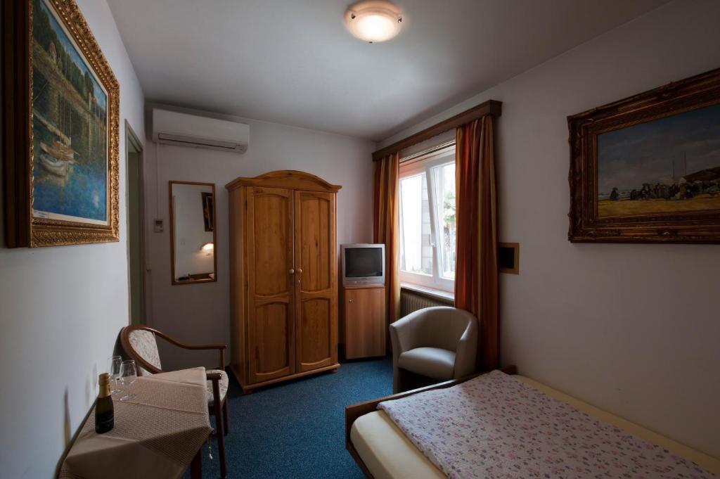 Hotel Dischma - Free Bus And Train Ticket Paradiso Kültér fotó